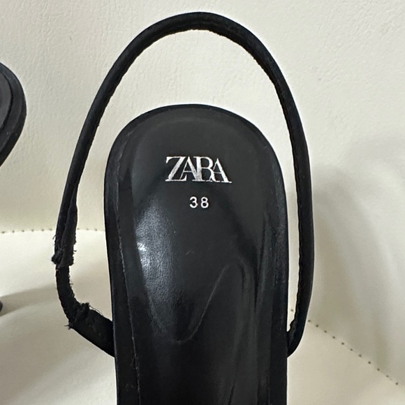 Zara Black Slingback Heels with Bow - Picture 3 of 7